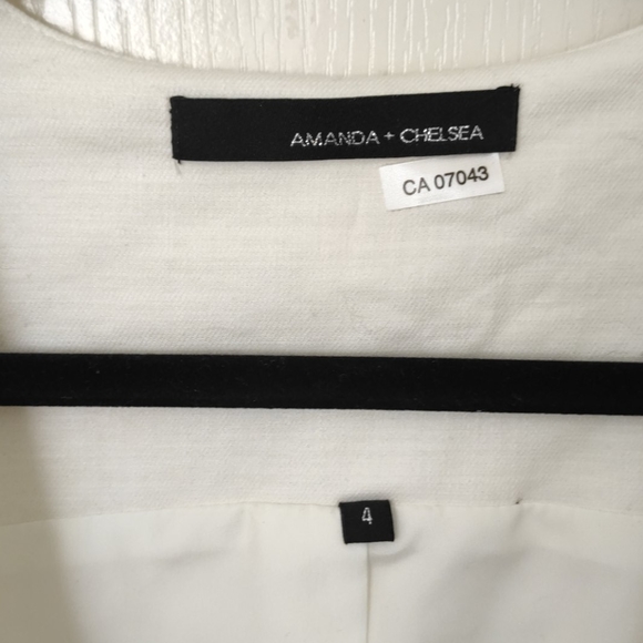 Vest - Picture 3 of 6